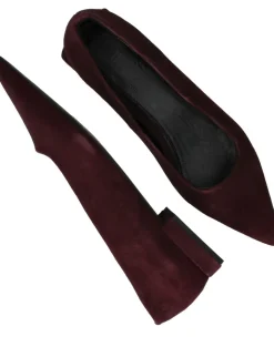 Deabused Ballerina's Rood Dames