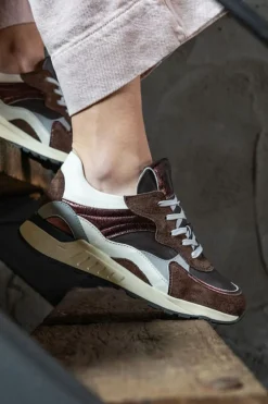 Piedi Nudi Sneakers Bruin Dames